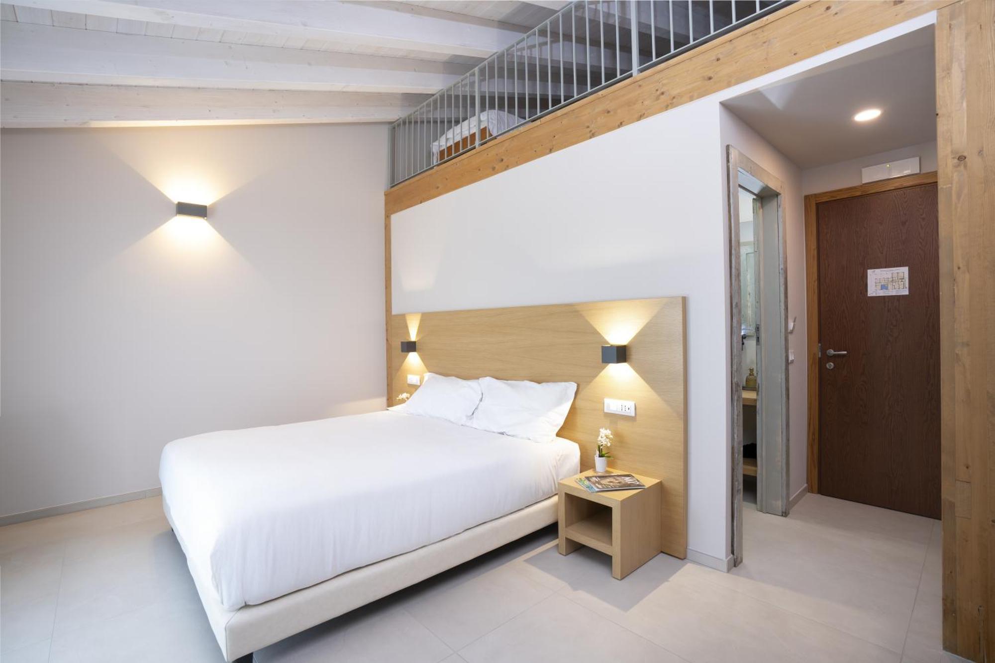 Ros'E Mari Green Home Hotel Oristano Bagian luar foto