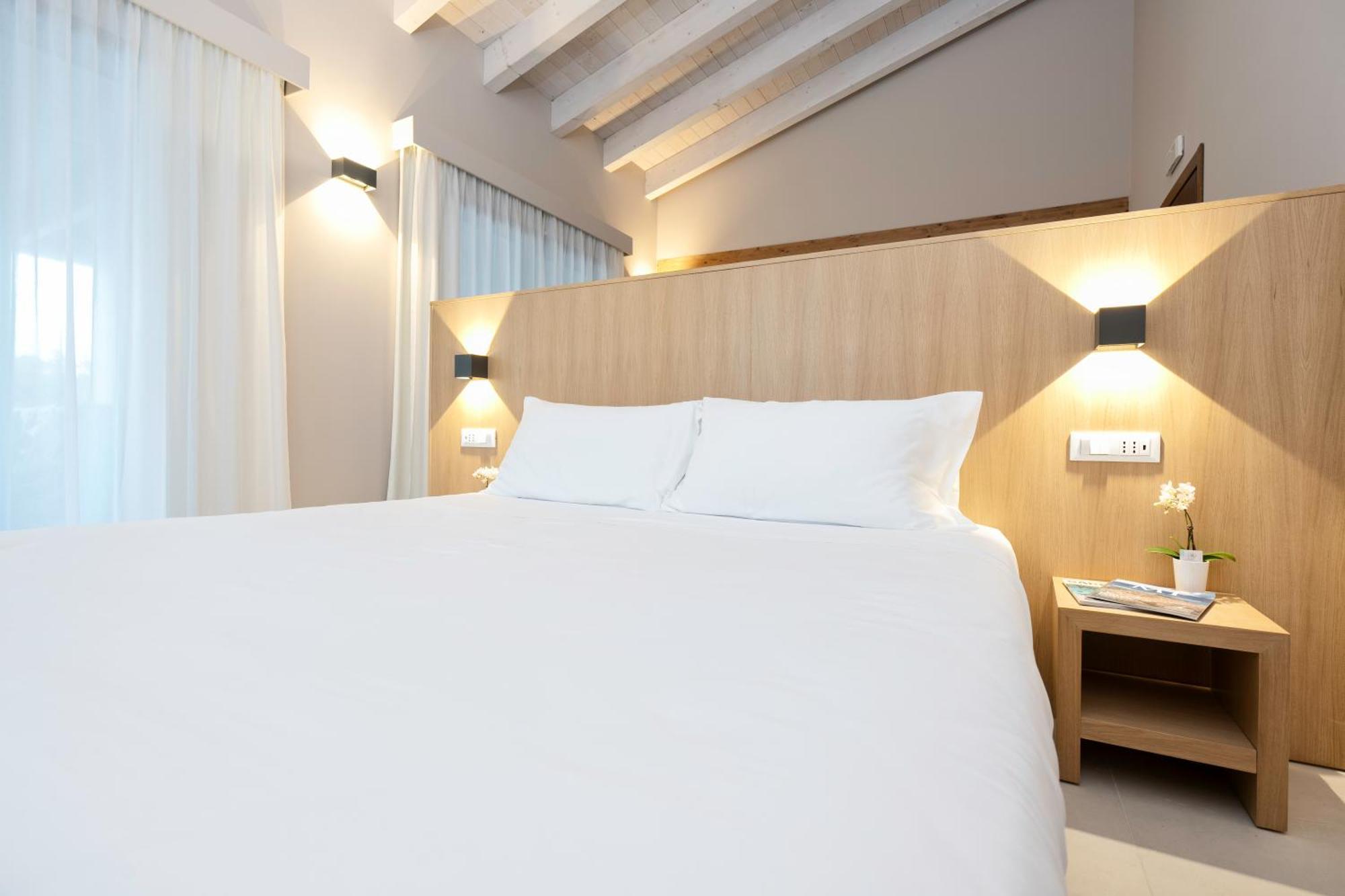 Ros'E Mari Green Home Hotel Oristano Bagian luar foto