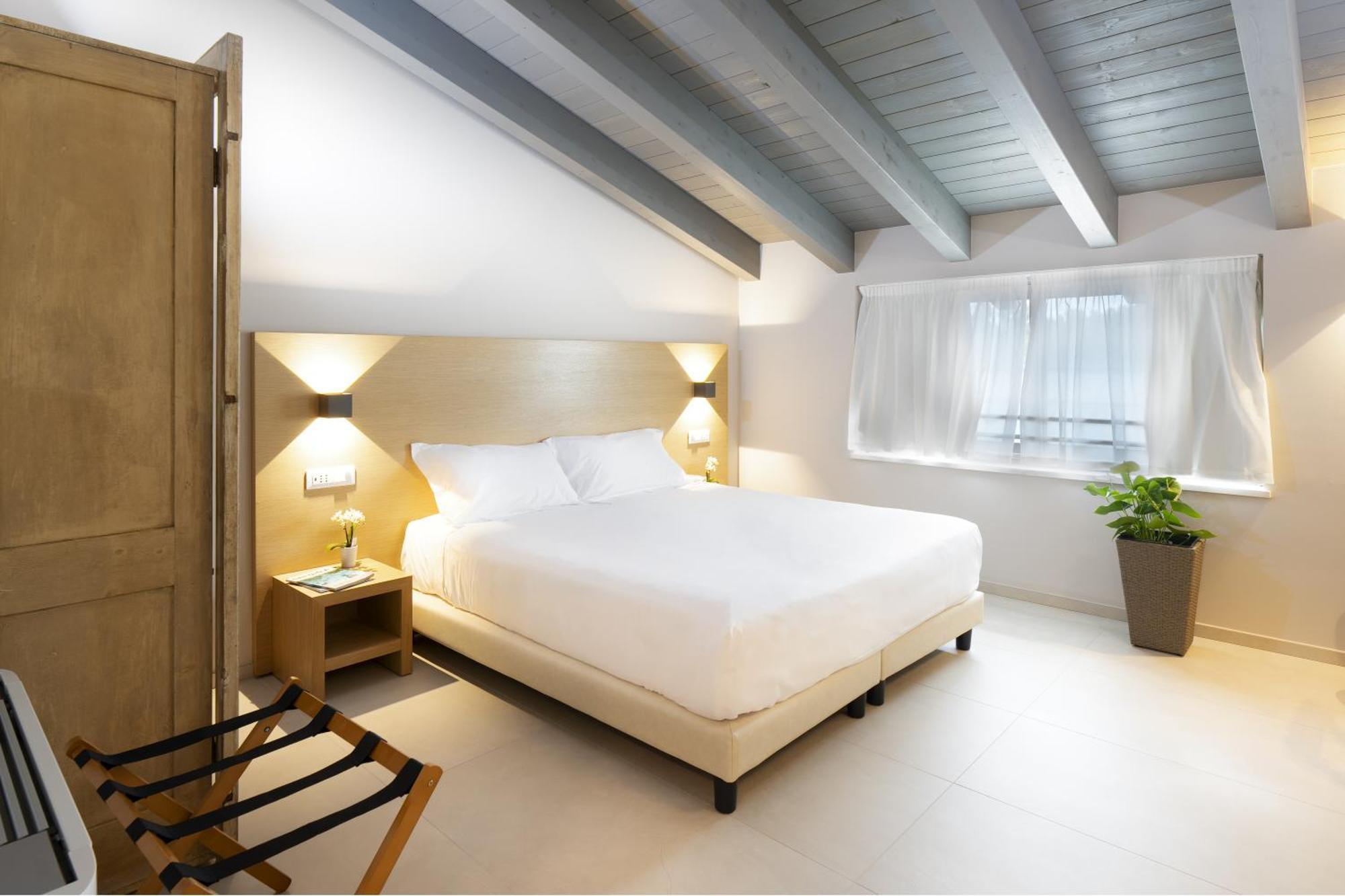 Ros'E Mari Green Home Hotel Oristano Bagian luar foto
