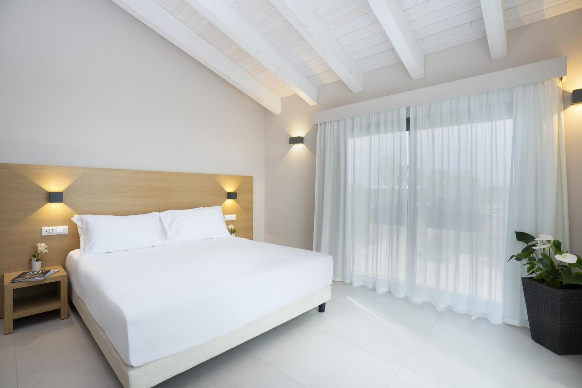 Ros'E Mari Green Home Hotel Oristano Bagian luar foto